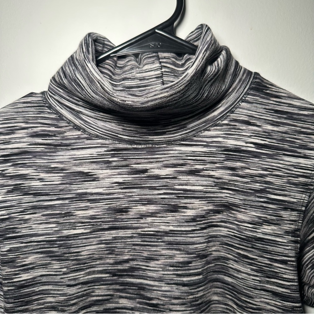 Free People Black and Gray Turtleneck Sweater - Picture 5 of 14
